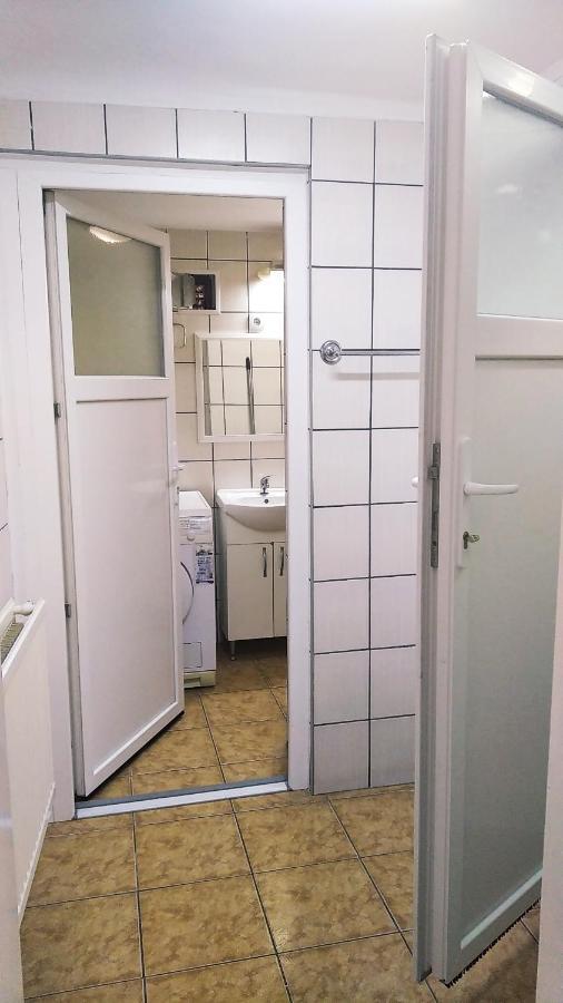 Hostel Maros Дьор Екстериор снимка